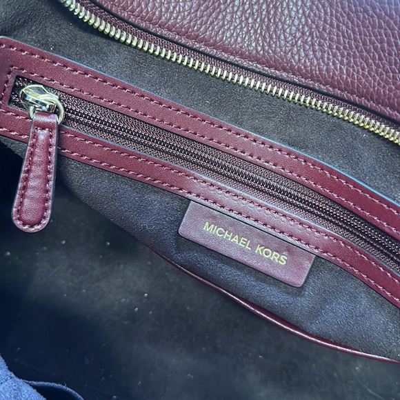 Michael kors bag - Picture 11 of 14